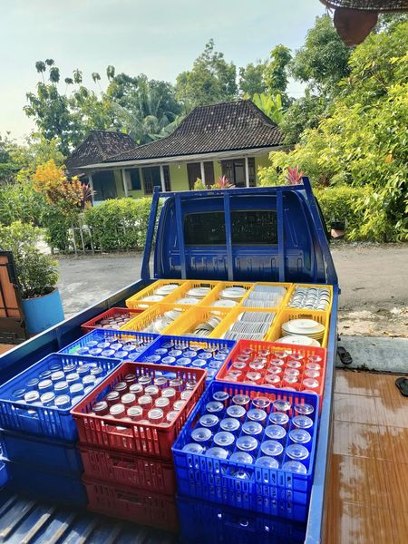 Sewa piring, gelas, sendok katering Solo